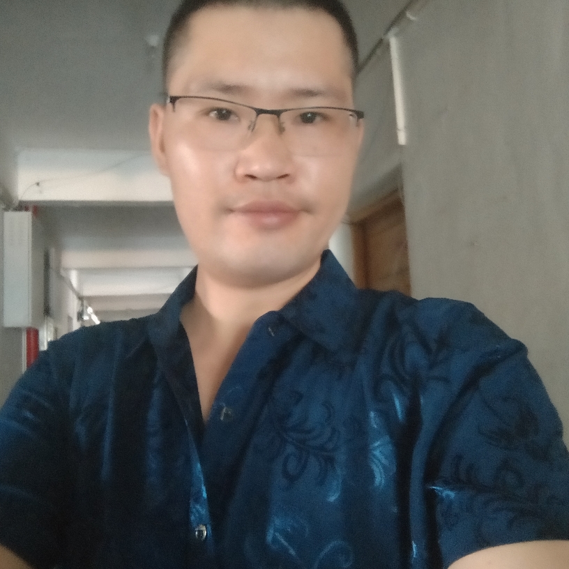 想人陪等待硬币的照片