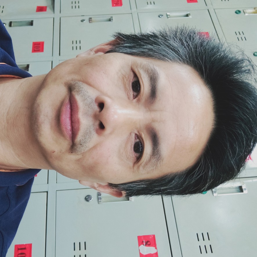 孤独的烟酒的照片