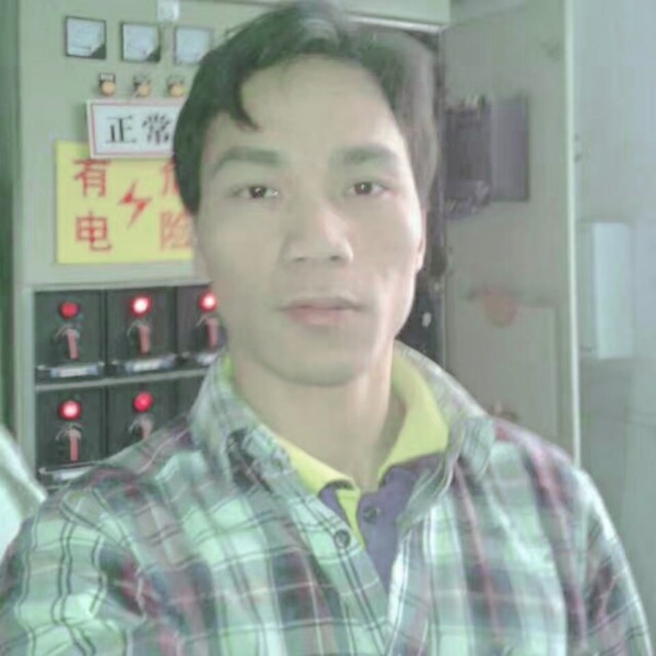 迷鹿的小羊的照片