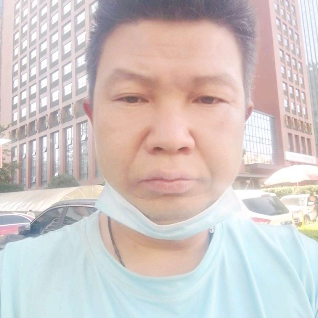 孤独的台灯的照片
