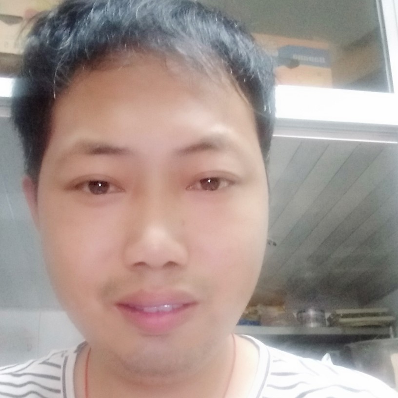 李望雄的照片