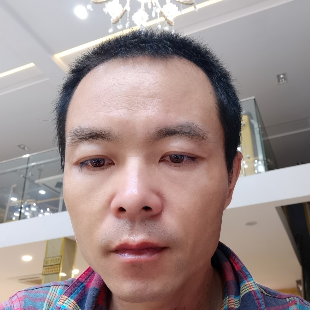 青衫爱成就的照片
