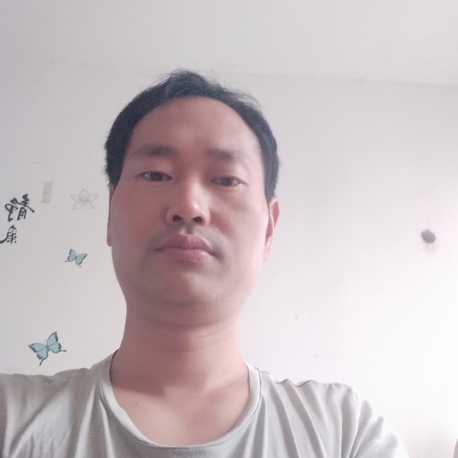 屈中义的照片