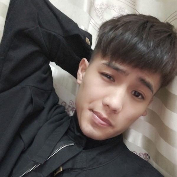 嗯额，，，。的照片