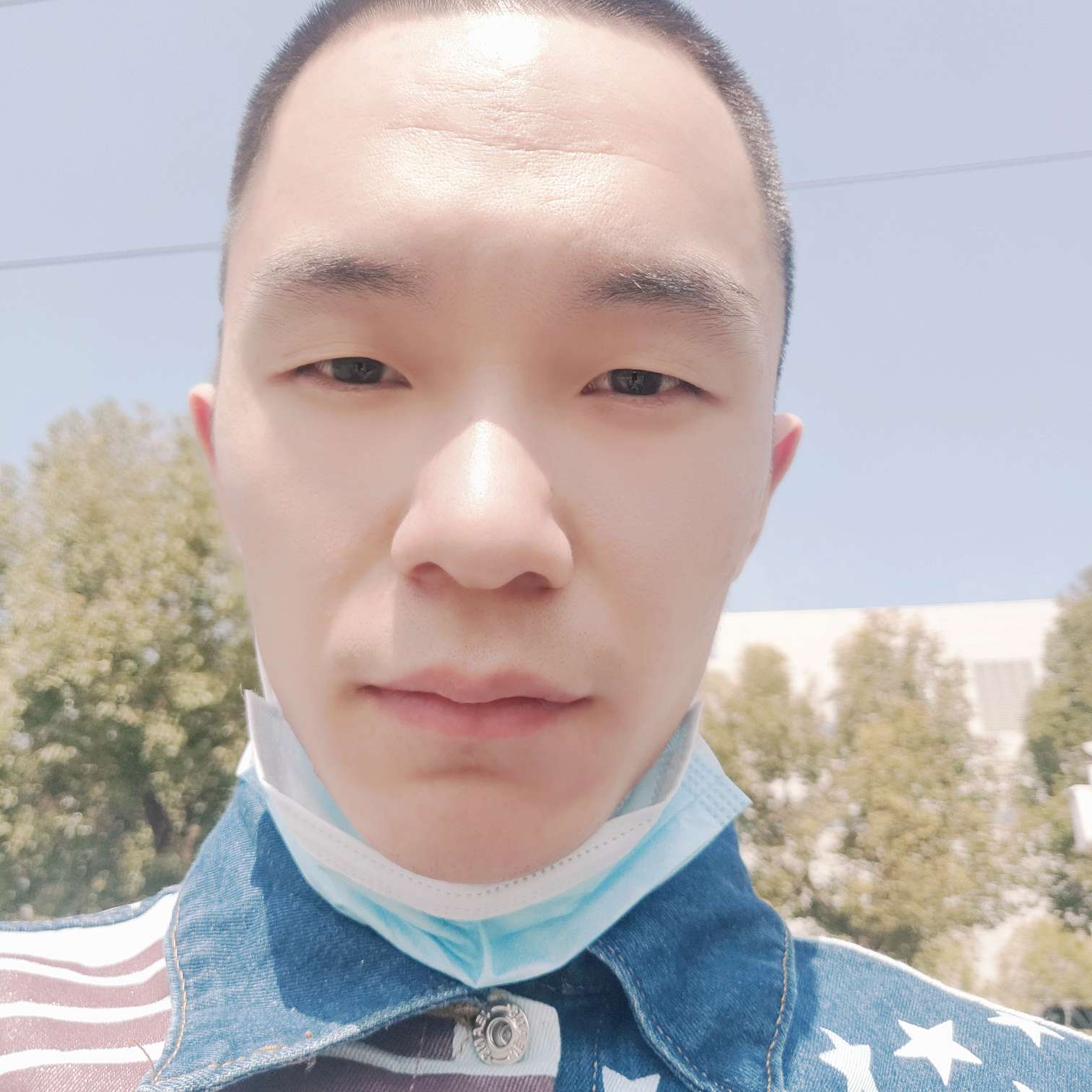 楼房还冷艳的照片