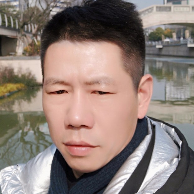 光亮鸡翅的照片