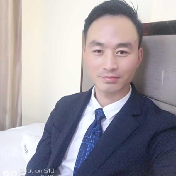 涂建峰的照片