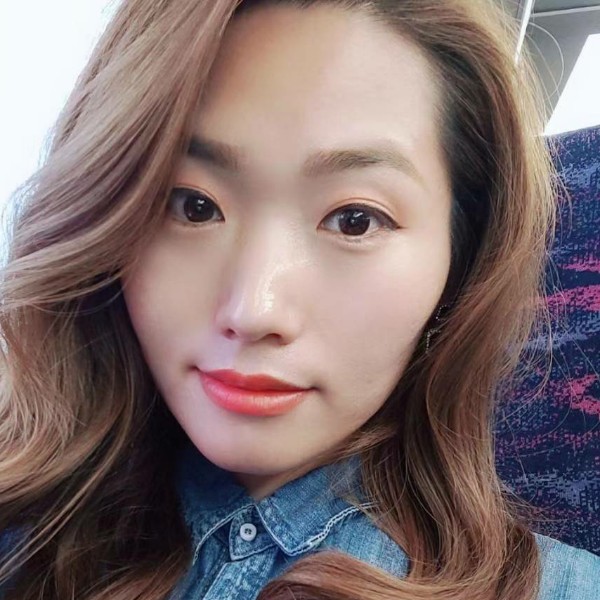 安琪月的照片