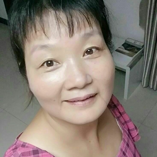 有担当的女人的照片