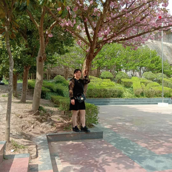 无忧无虑，开开心的照片