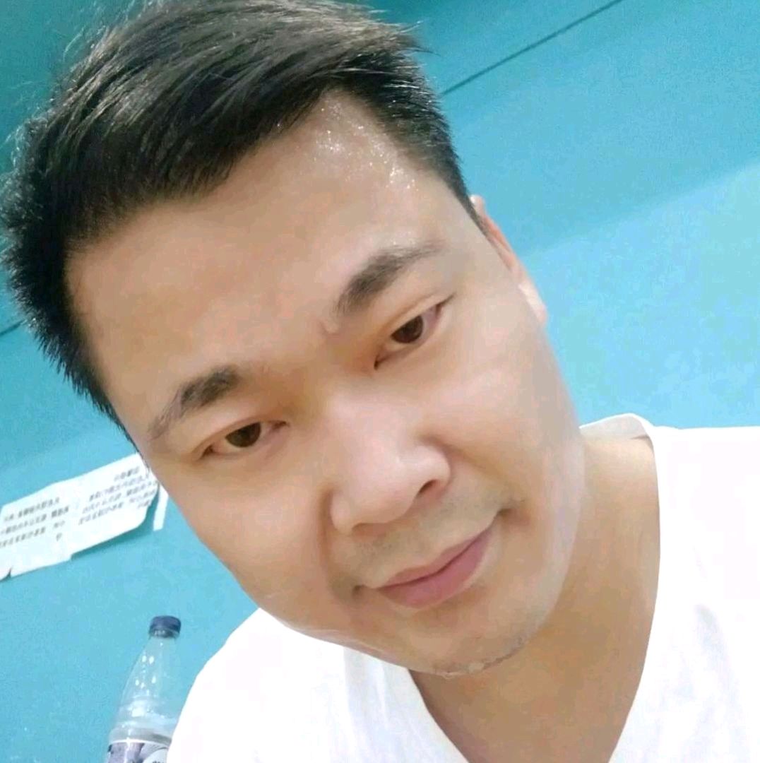 绚烂演变青花的照片