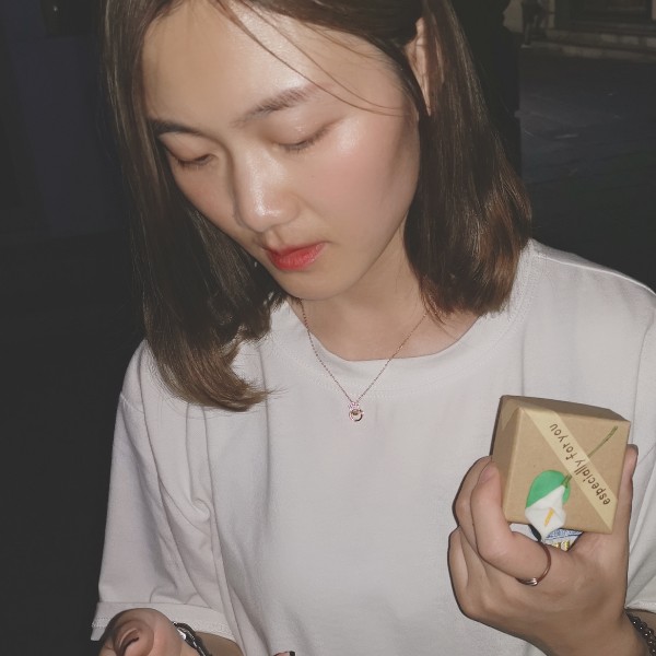 天空踢怕黑的照片