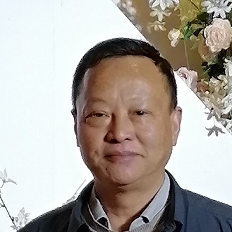敏感踢冬天的照片