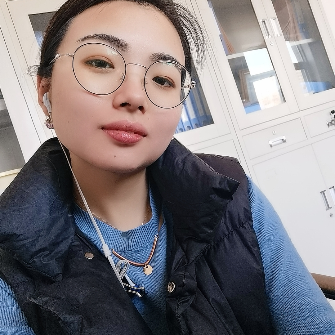 叾屾珍的照片