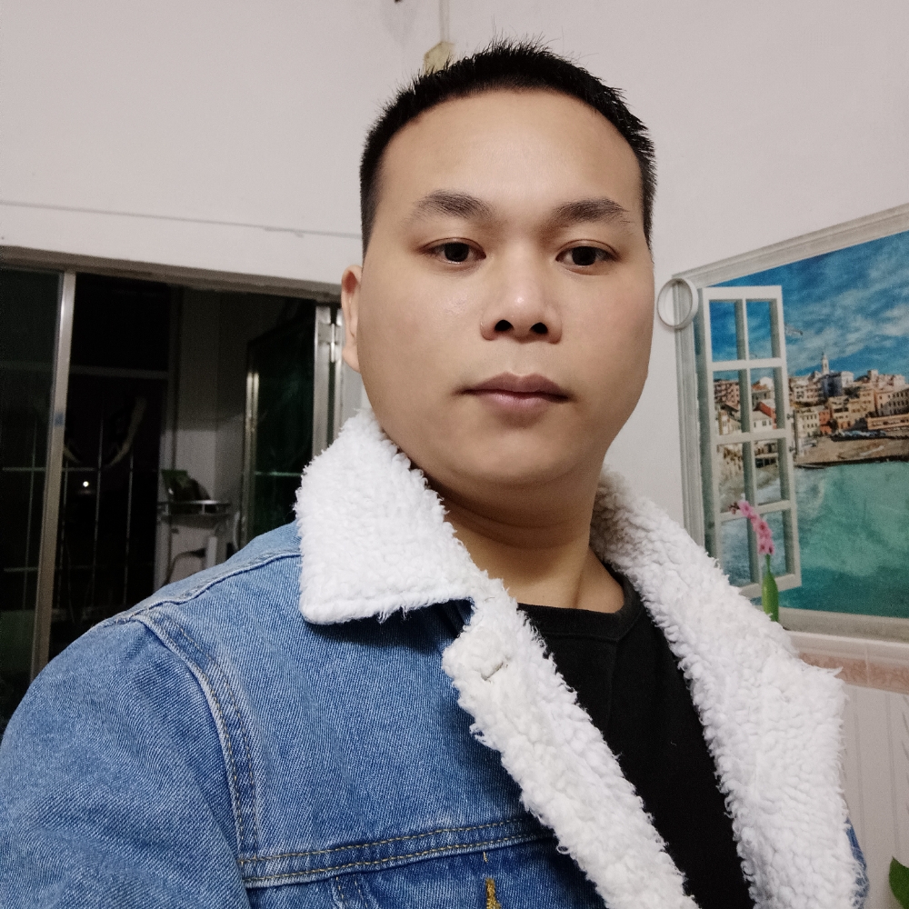 爱唱歌的青年的照片