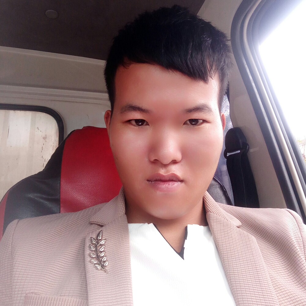 浅陌凝眸端庄的照片