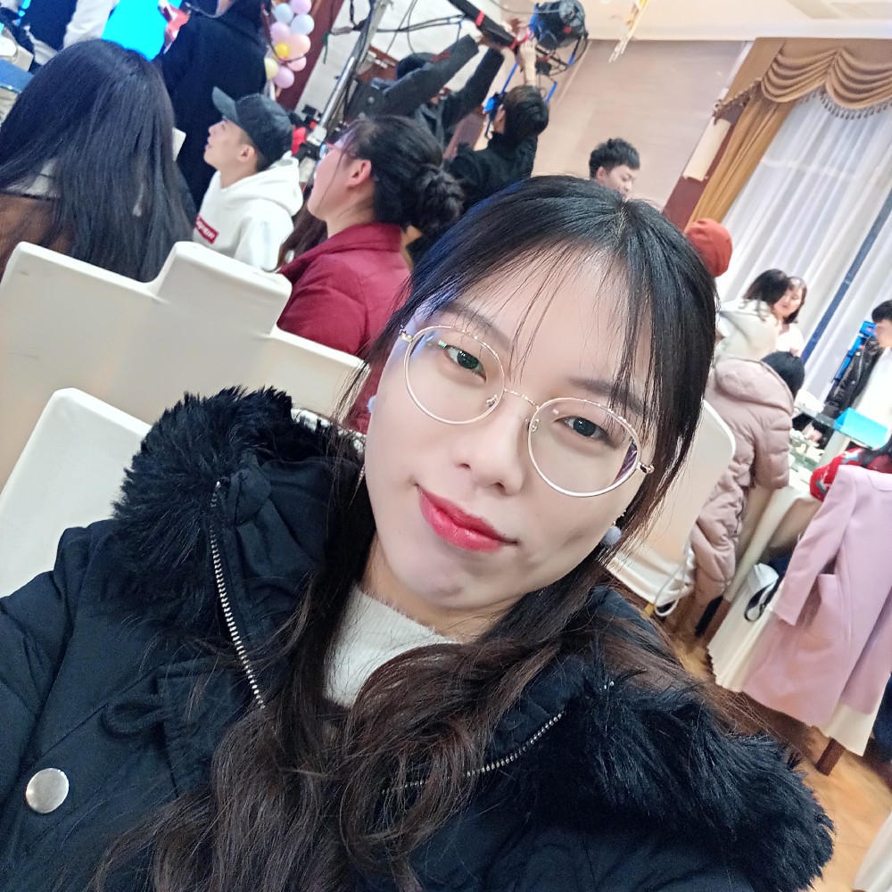 Celina♚的照片