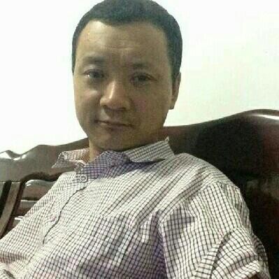 尤金里昂的照片