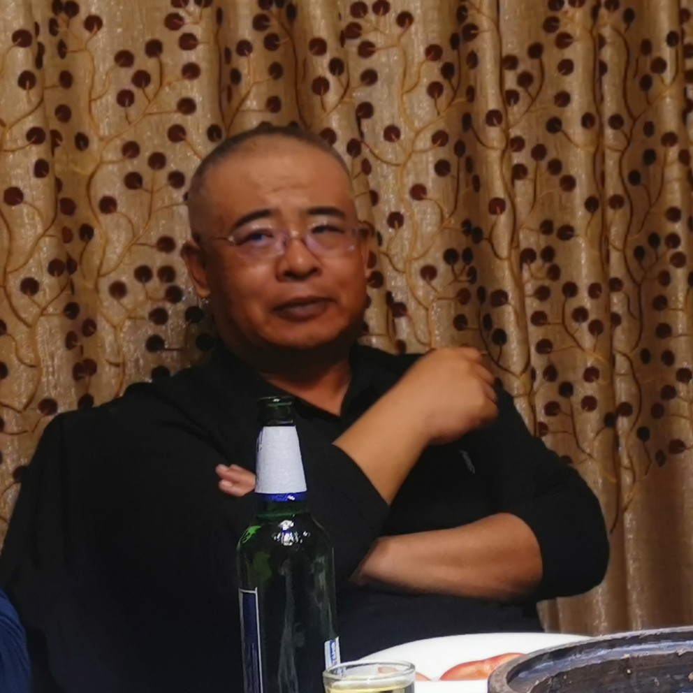 老实倾心半夏的照片