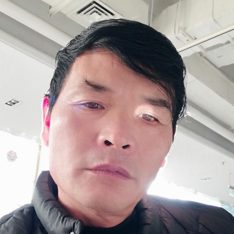 耍酷余音的照片