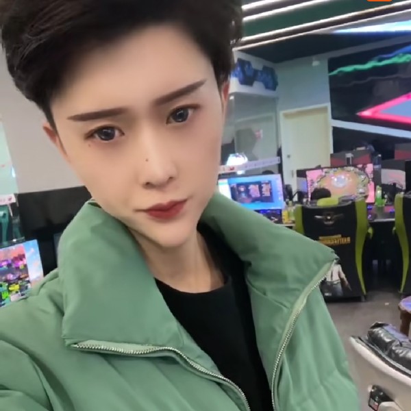 发夹有粗暴的照片