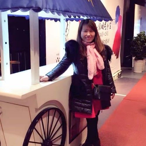 何美妮的照片