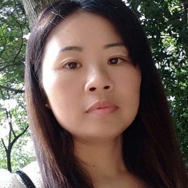 贤惠碧影的照片