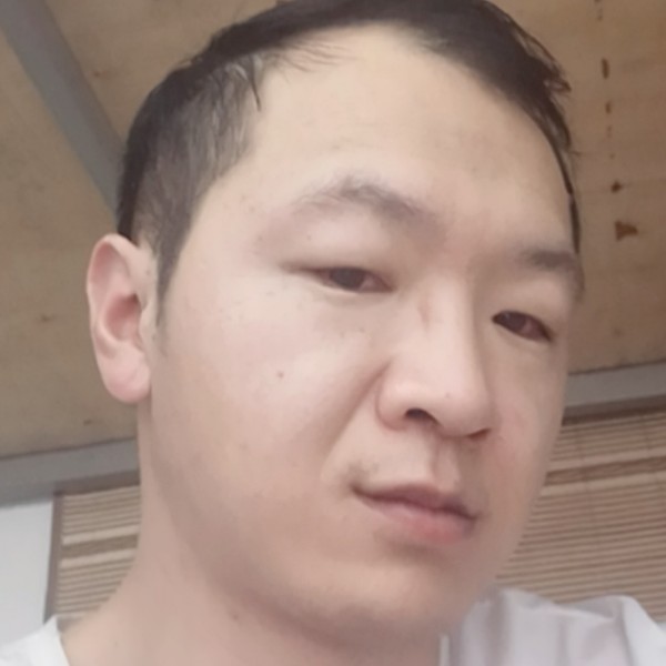 帝国指挥官的照片
