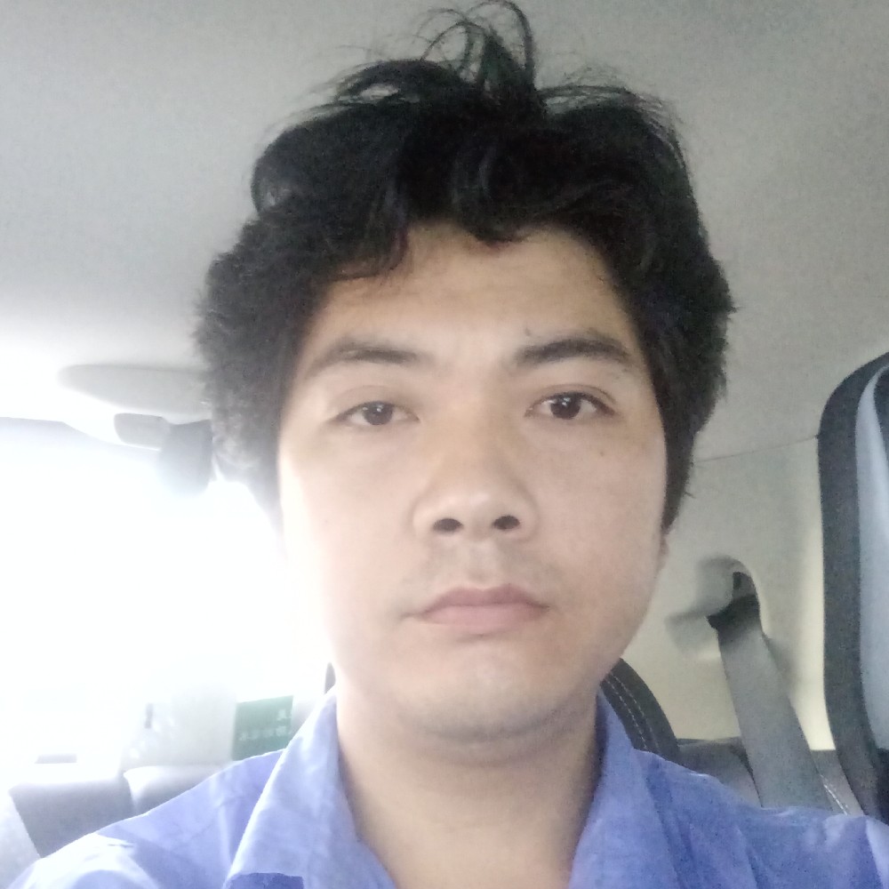 老实巴交的。的照片