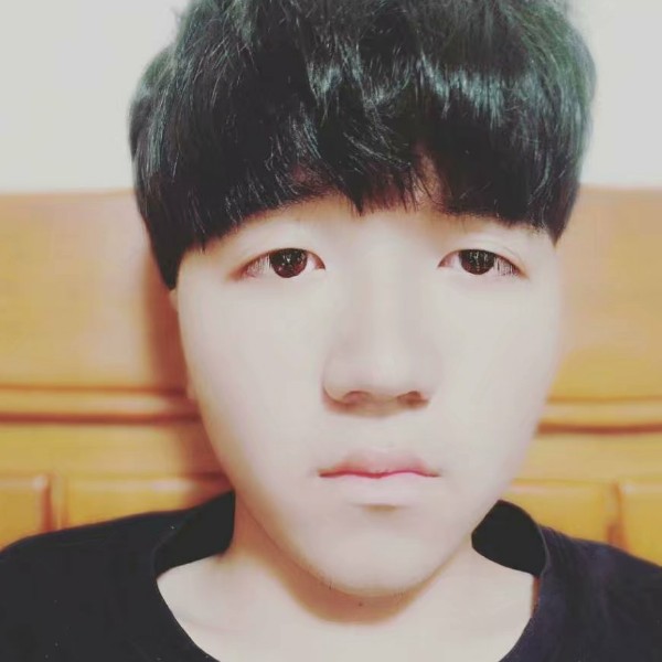 小肥宅的照片