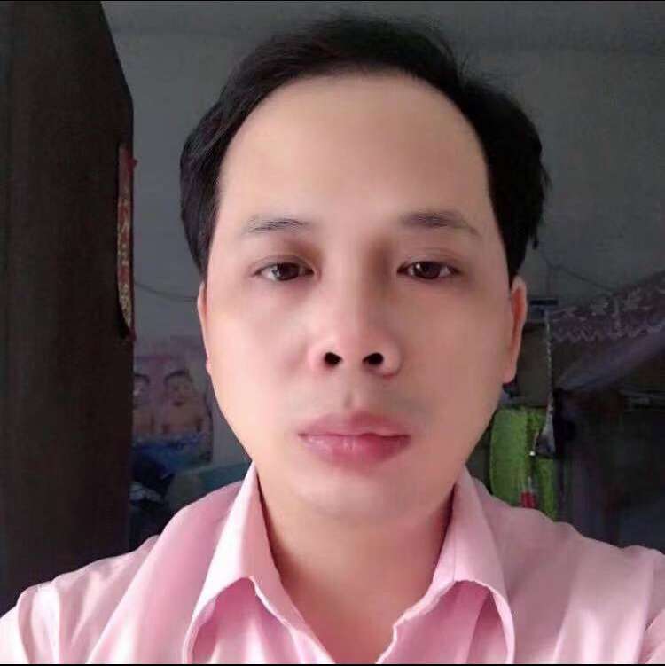 首轮利口酒的照片