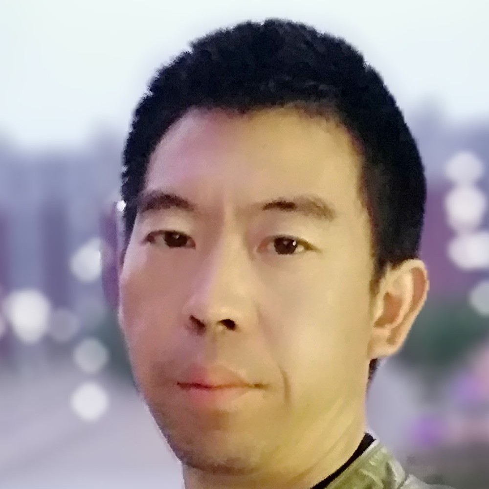 危机踢电灯胆的照片