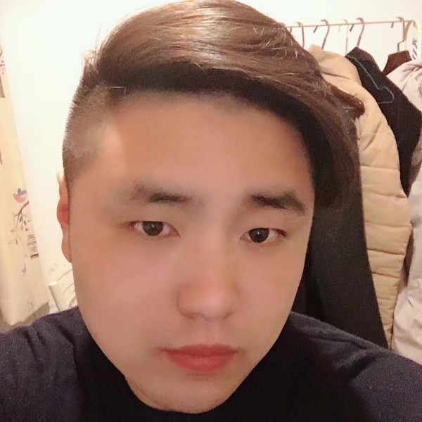 镜子还寂冷的照片