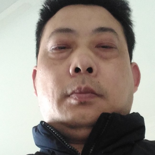 清曲包容的照片