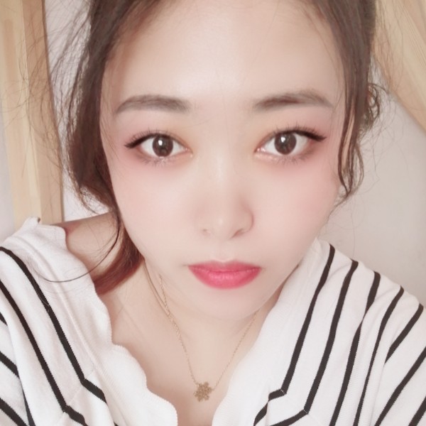 寂寞爱上黑夜的你的照片