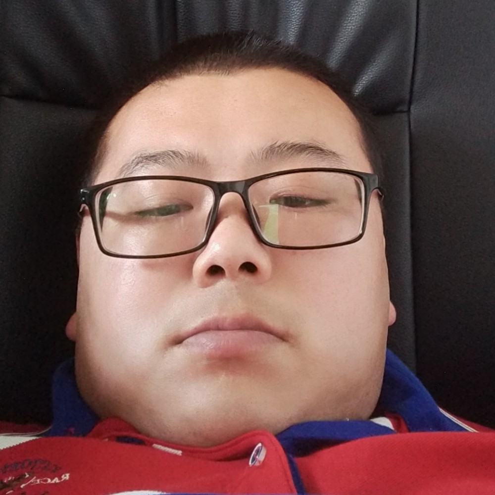 大山打魁梧的照片