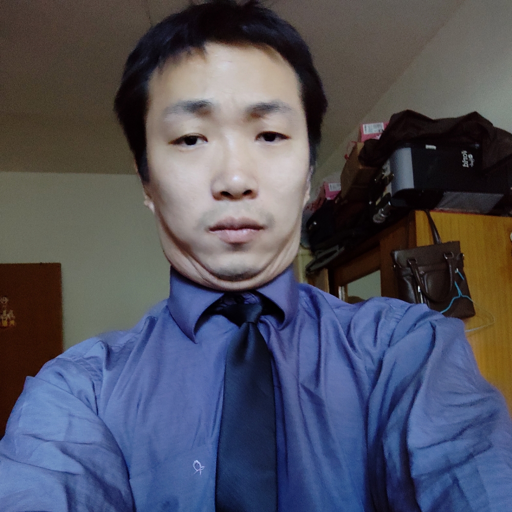 英勇的孤心的照片