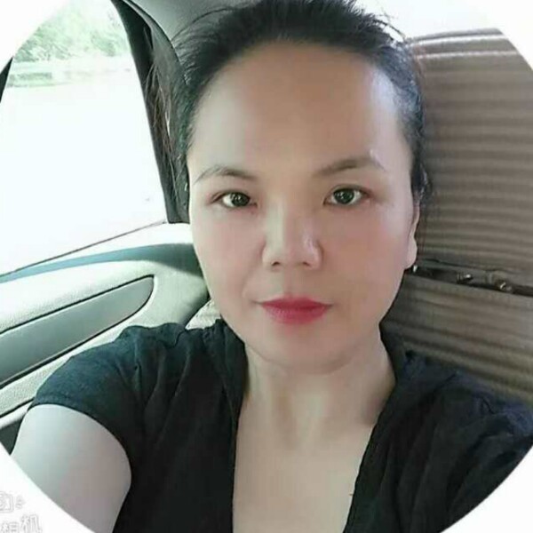 依莎婷娜的照片