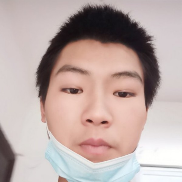 迷人踢乐曲的照片