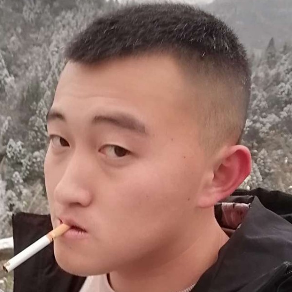 靓丽泪了山水的照片