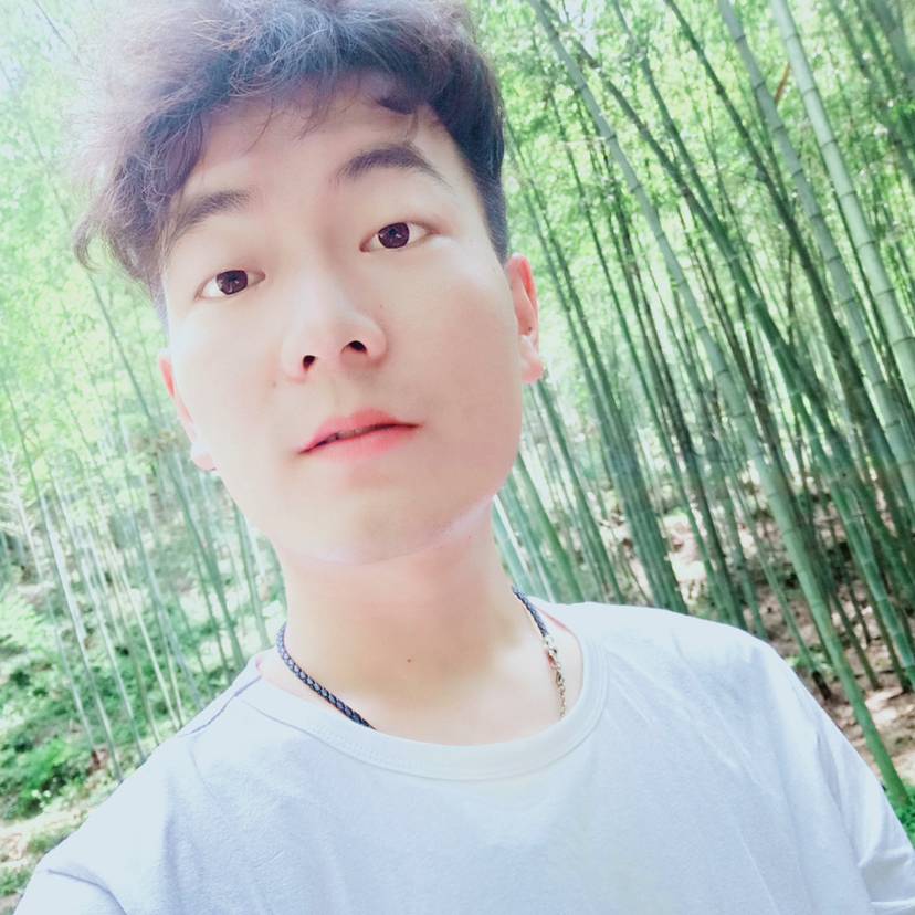 阿晨不洗头的照片