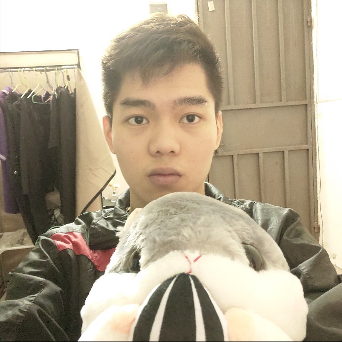 六月乐与怒的照片