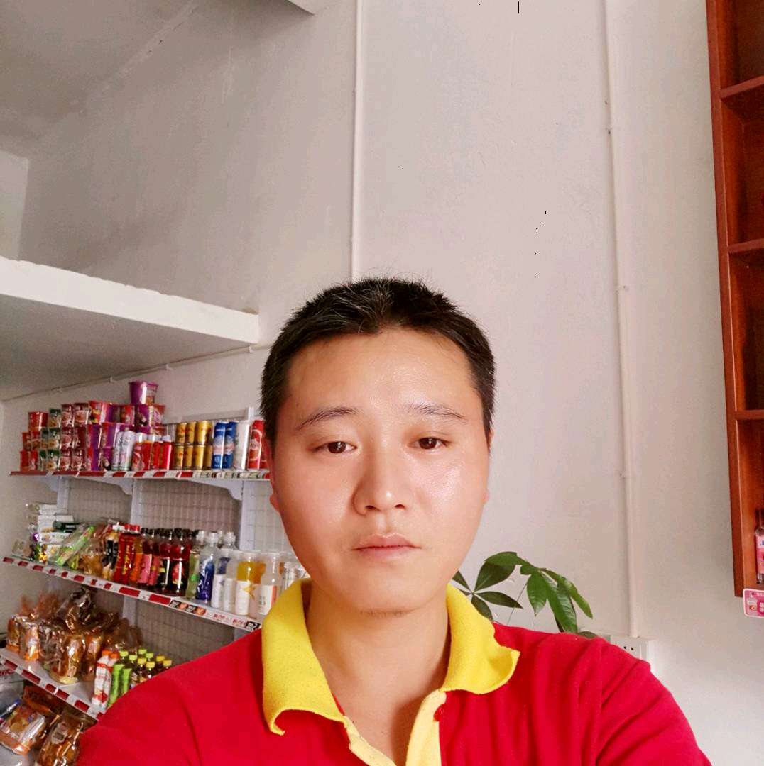 呆萌回眸泥猴桃的照片