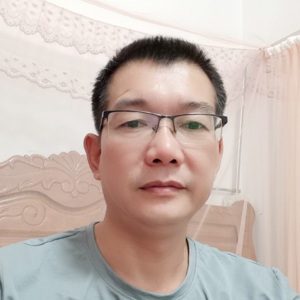 贪财好色之人的照片