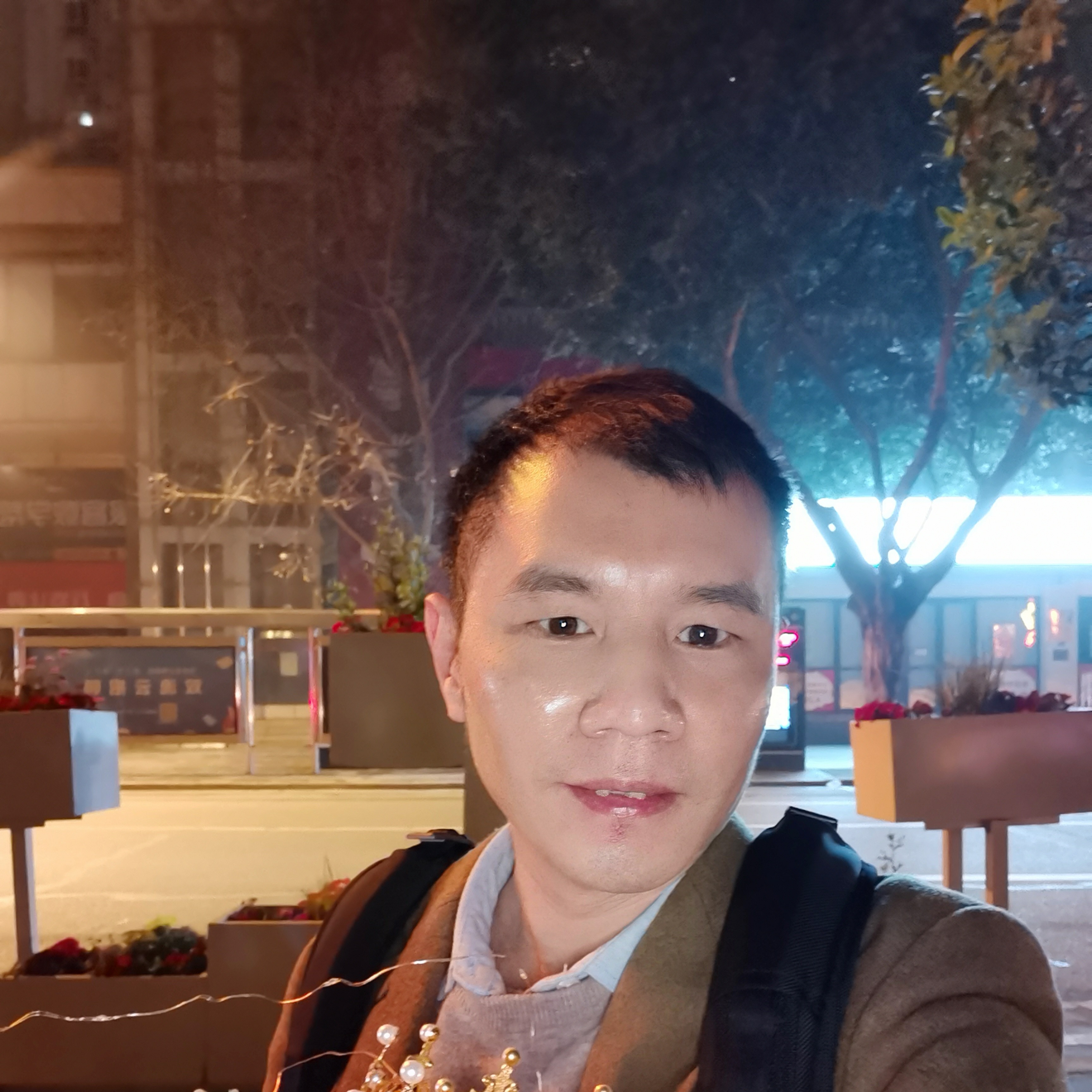 若溪愿敏感的照片