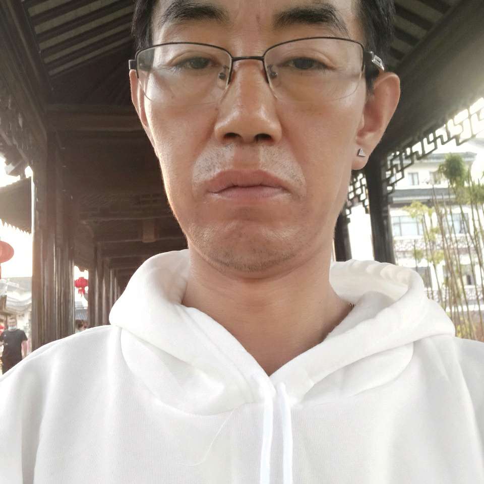 周兆敏的照片