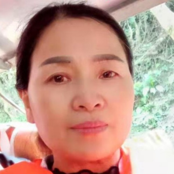 火高挑的照片