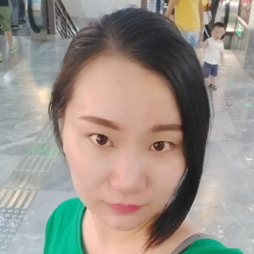 何筱雅的照片