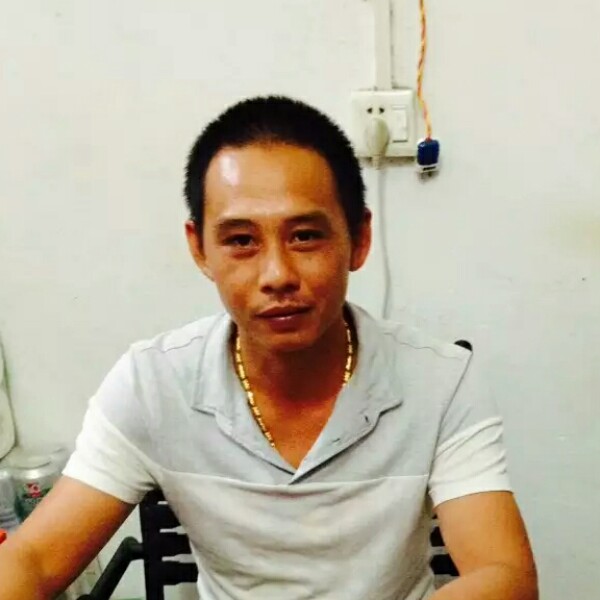留给了深夜的照片