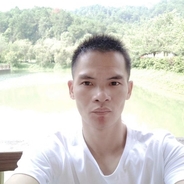 何歌的照片